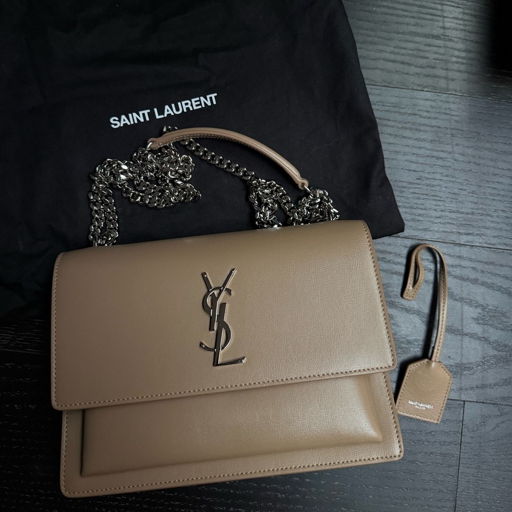 LIKE NEW AUTHENTIC Saint Laurent Sunset Medium Leather Beige/Silver